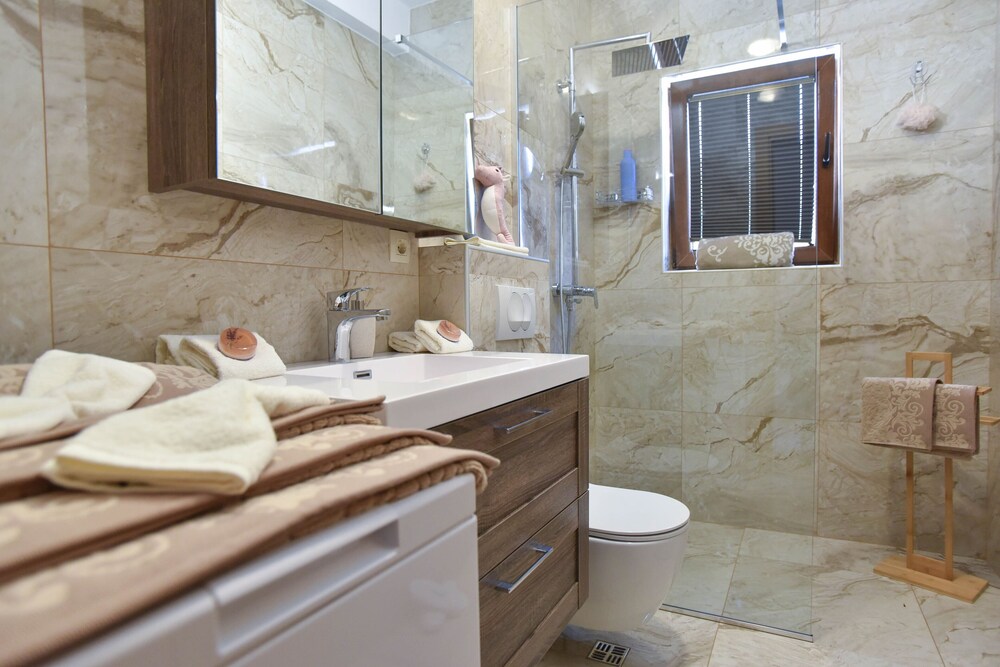 Luxury Villa photo 3