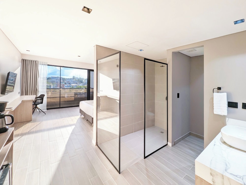 Panoramic Suite, Balcony, City View