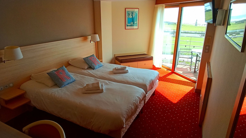 Premium Twin Room