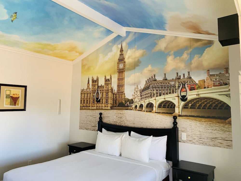 Room, 1 King Bed photo 1