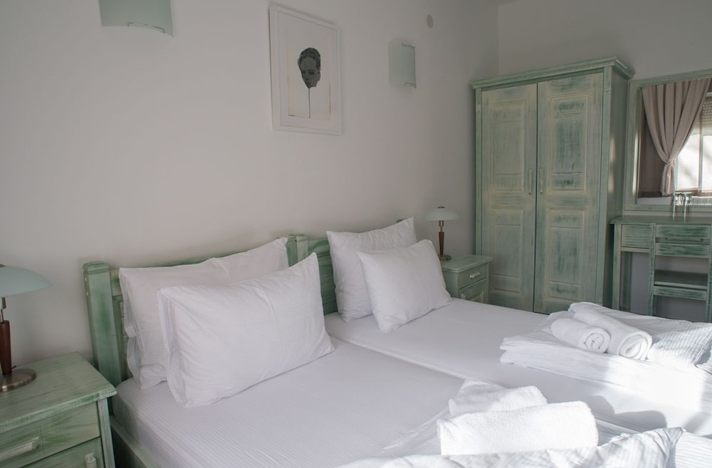 Standard Twin Room, Park View