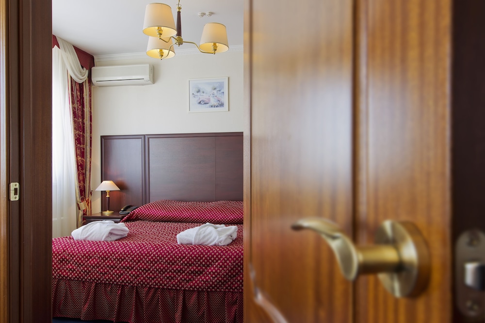 Suite, 1 Double Bed photo 1