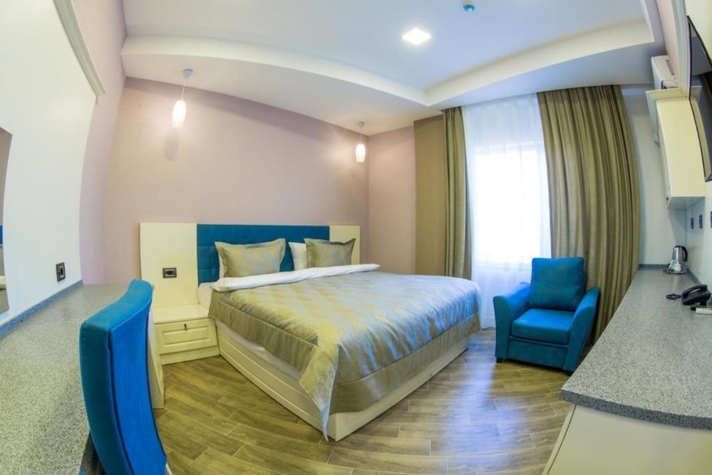 Standard Double Room, City View