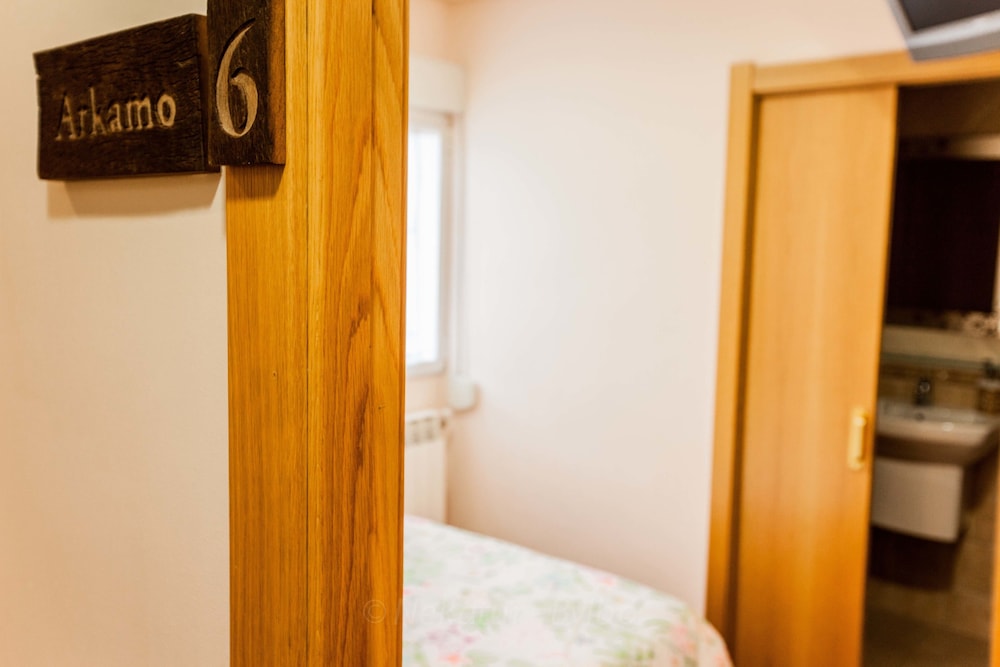 Classic Single Room