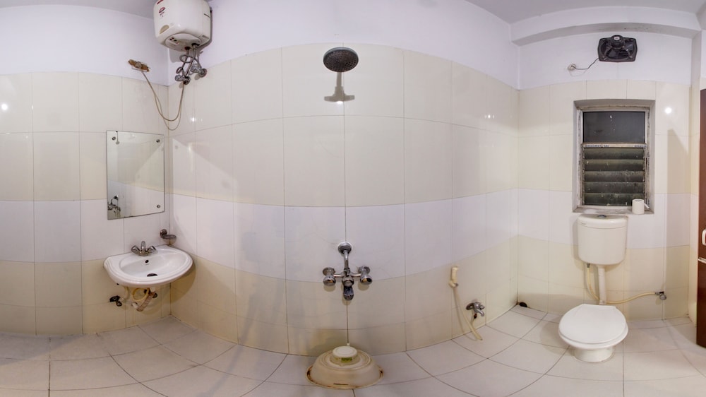 Deluxe Room - Photo 6