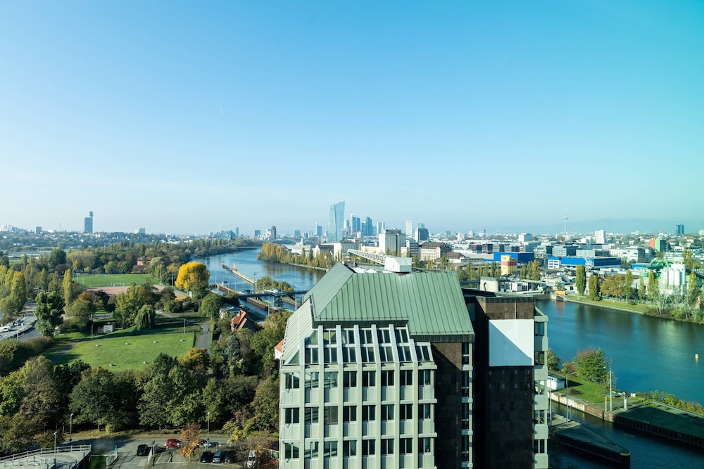 Suite, 1 Bedroom, City View - Photo 1