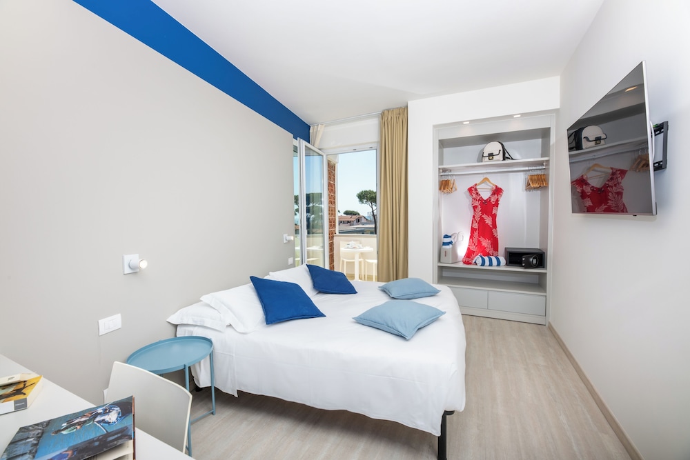 Standard Room photo 2