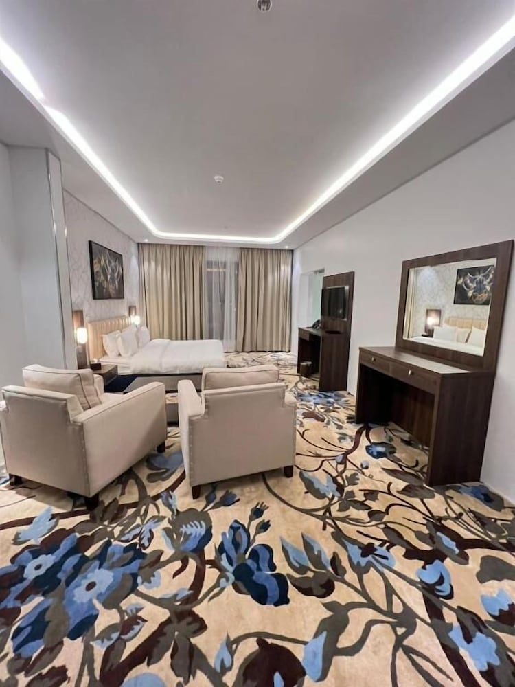 Royal Suite photo 1