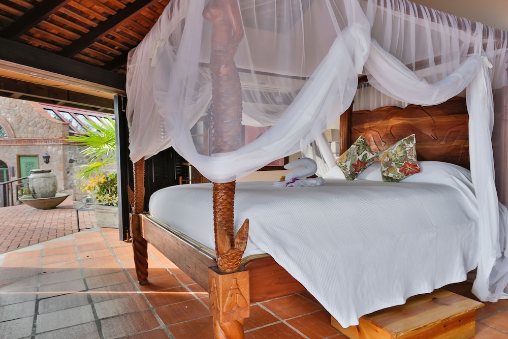 Deluxe Suite, Ocean View (Sunset Suite)