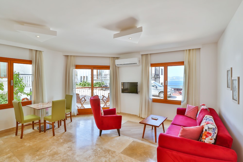 Basic Apartment, 1 Bedroom, Ground Floor photo 1