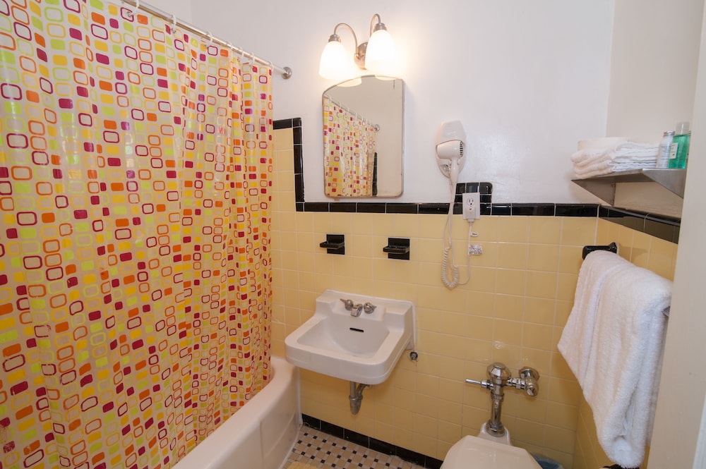 Junior Suite, 1 Bedroom, Kitchenette - Photo 8