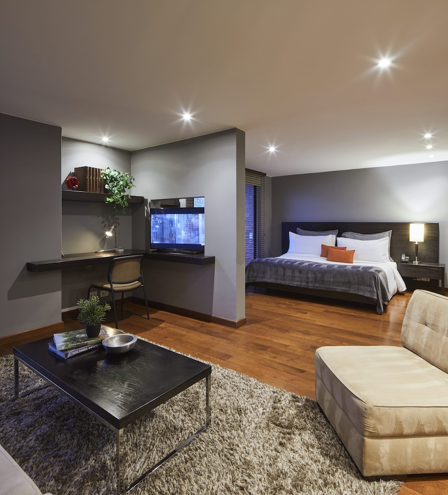 Suite, 1 Queen Bed, Kitchenette photo 1