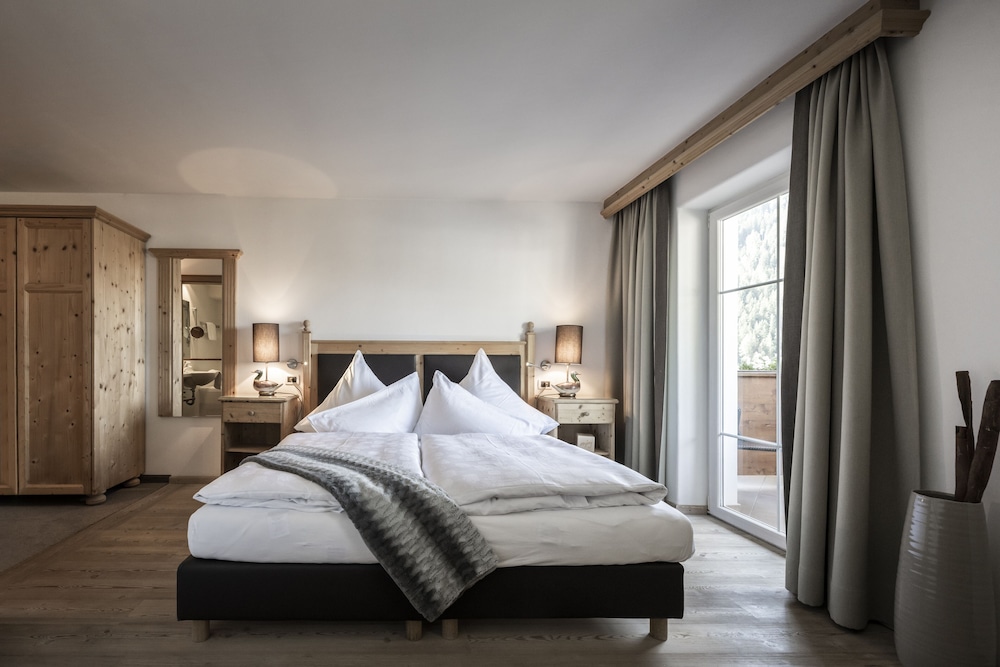 Junior Suite (Panoramic) photo 2