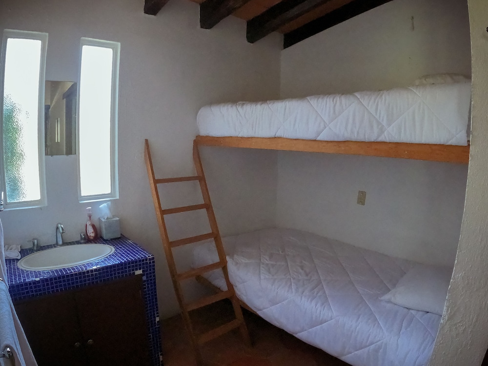 Standard Quadruple Room photo 2