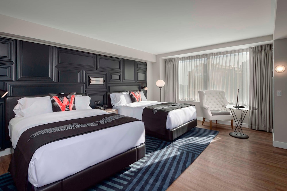 Room, 2 Queen Beds