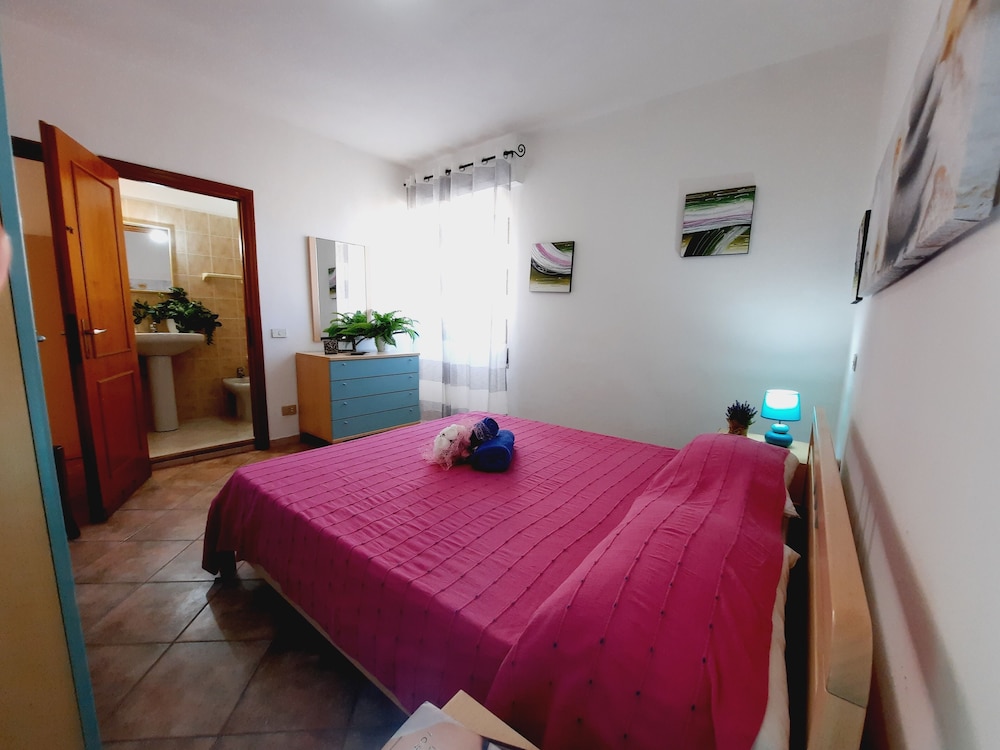 Comfort Apartment, 3 Bedrooms, 2 Bathrooms, City View (Private Parking) photo 3