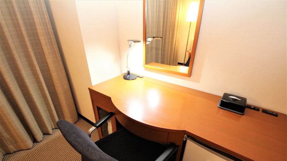 Premium Room, 2 Twin Beds, Smoking - Photo 5