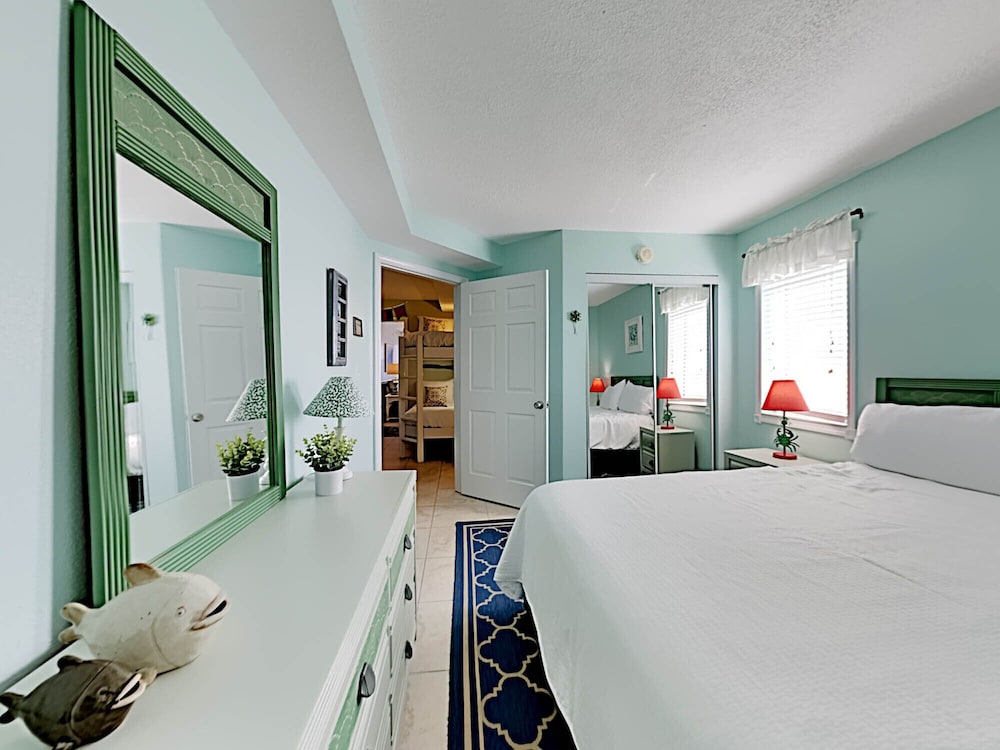 Condo, Multiple Beds, Balcony, Ocean View (#56 - No Pets) photo 3