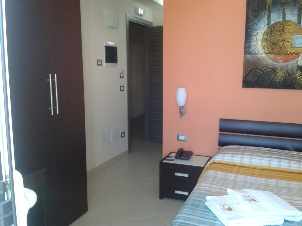 Classic Double Room, Private Bathroom