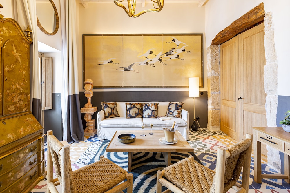 Deluxe Suite (Transfer Included) photo 2