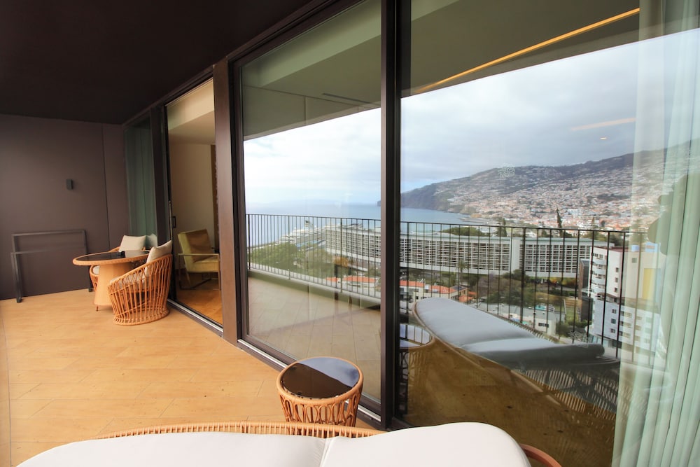 BAY SUITE - Photo 3