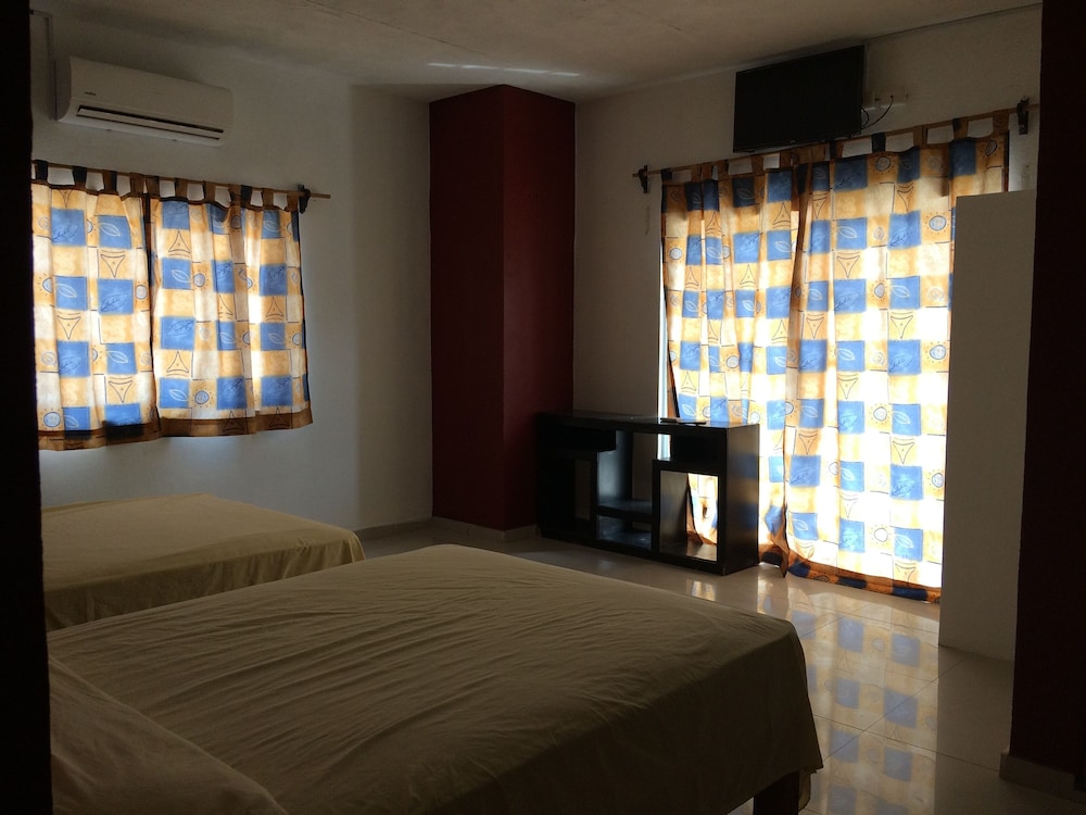 Basic Townhome, 3 Bedrooms photo 1