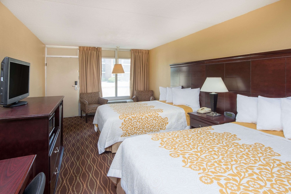 Double Room, 2 Double Beds - Photo 1