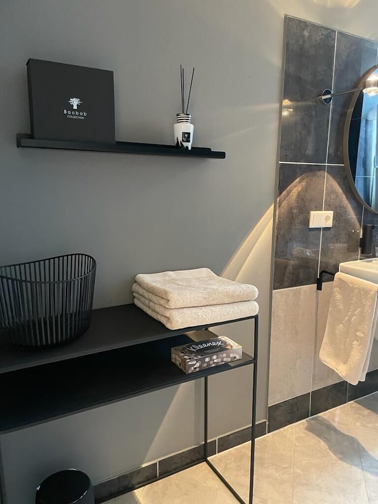 City Suite, Fireplace, City View (including EUR 80 Cleaning Fee) photo 3