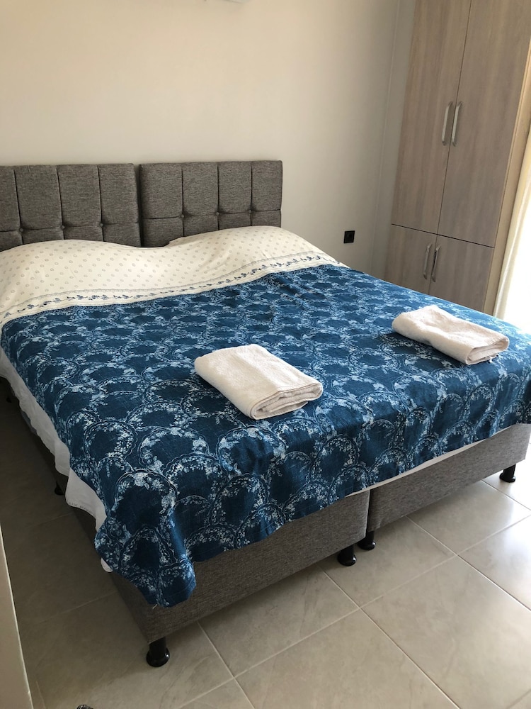 Classic Room, 1 Queen Bed photo 1