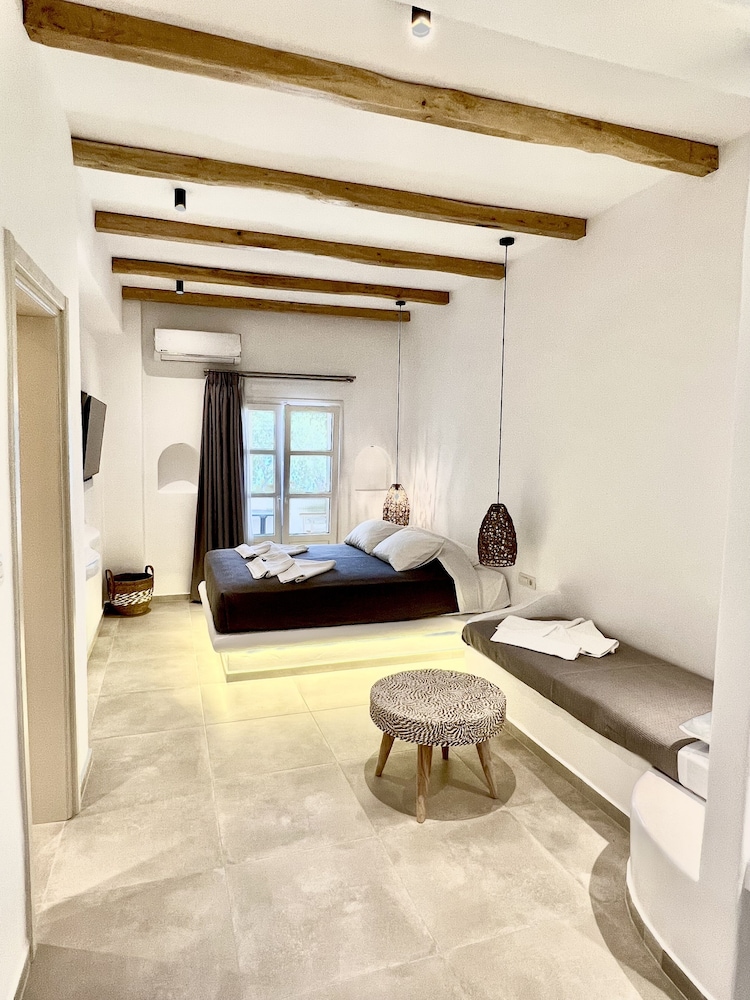 Comfort Triple Room