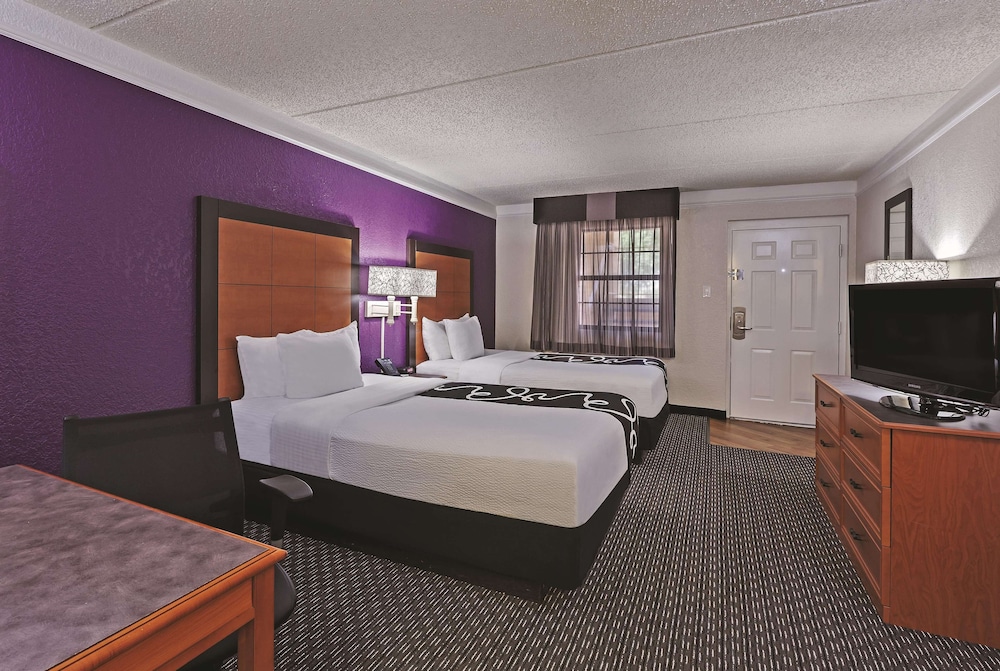 Room, 2 Double Beds, Smoking