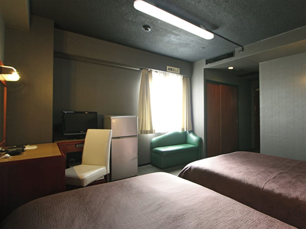 Twin Room, Non Smoking - Photo 3