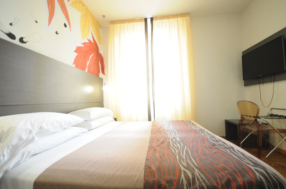 Double or Twin Room, Sea View - Photo 1
