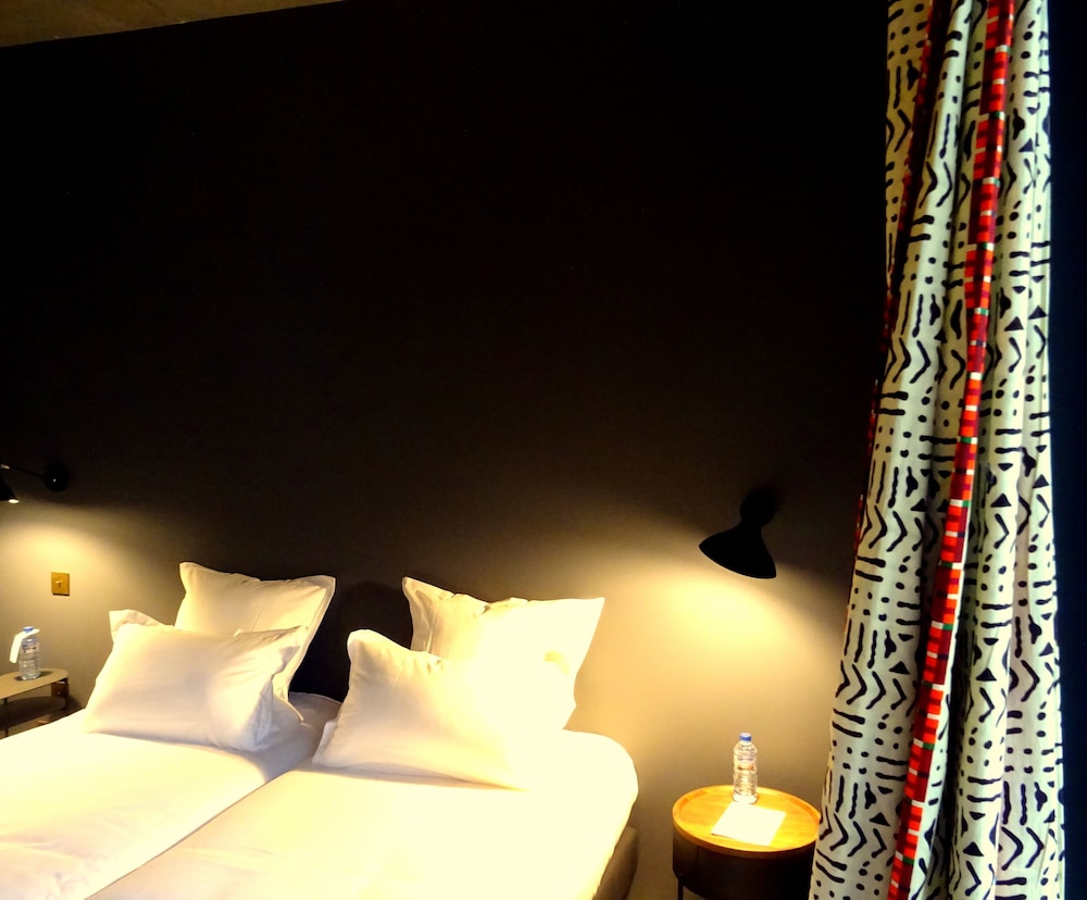 Deluxe Twin Room - Photo 6