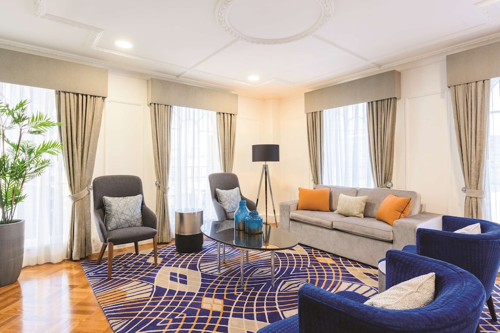 The Alexander Suite