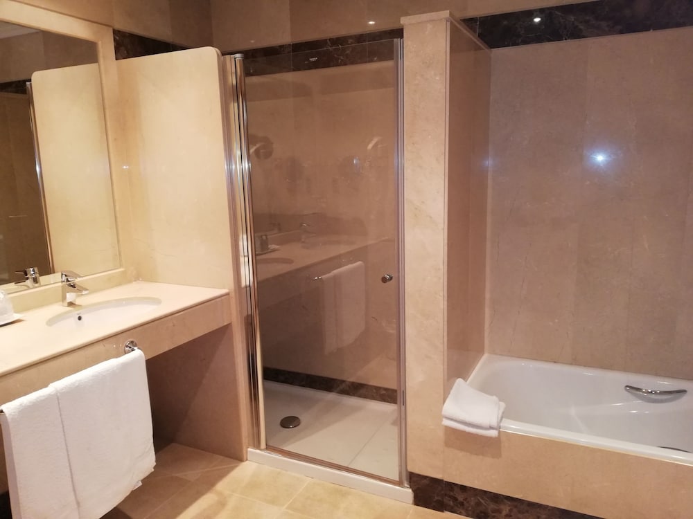 Double or Twin Room photo 3