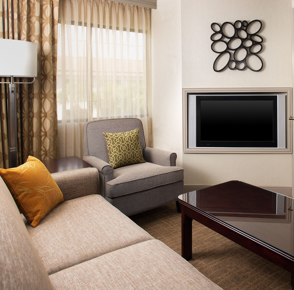 Available room thumbnail 5