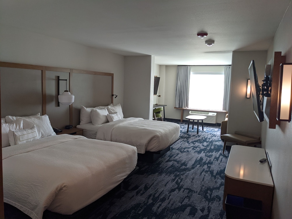 Suite, Multiple Beds - Photo 2