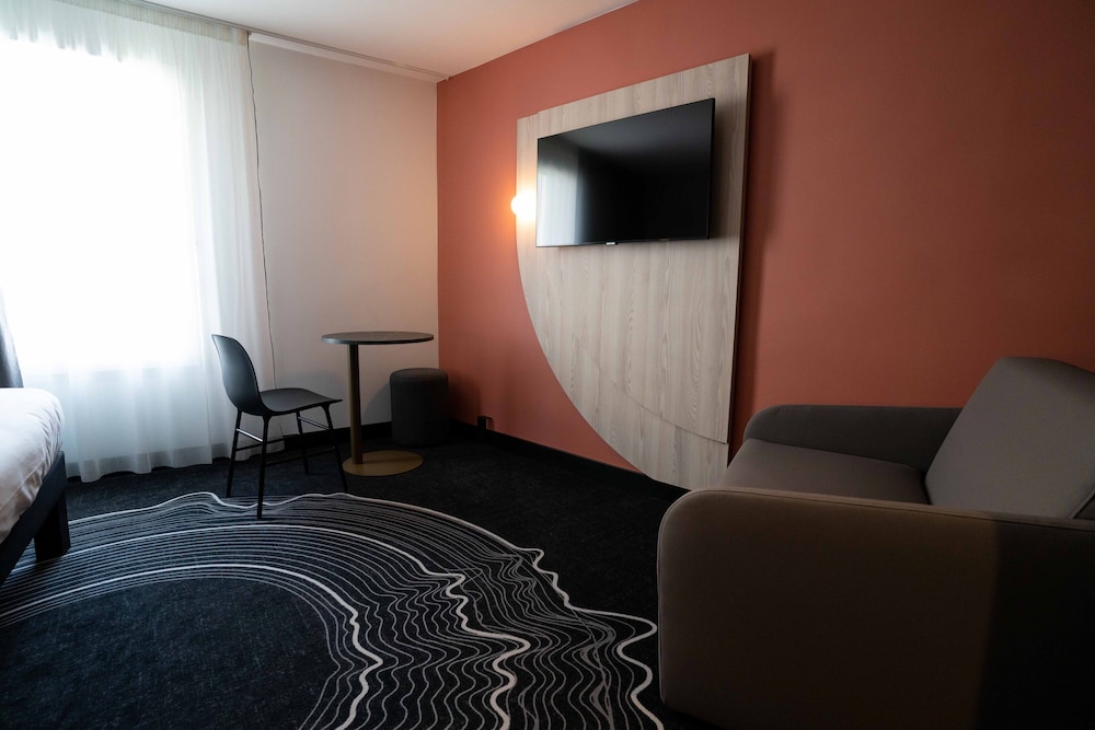 Standard Room, 1 Double Bed with Sofa bed - Photo 4