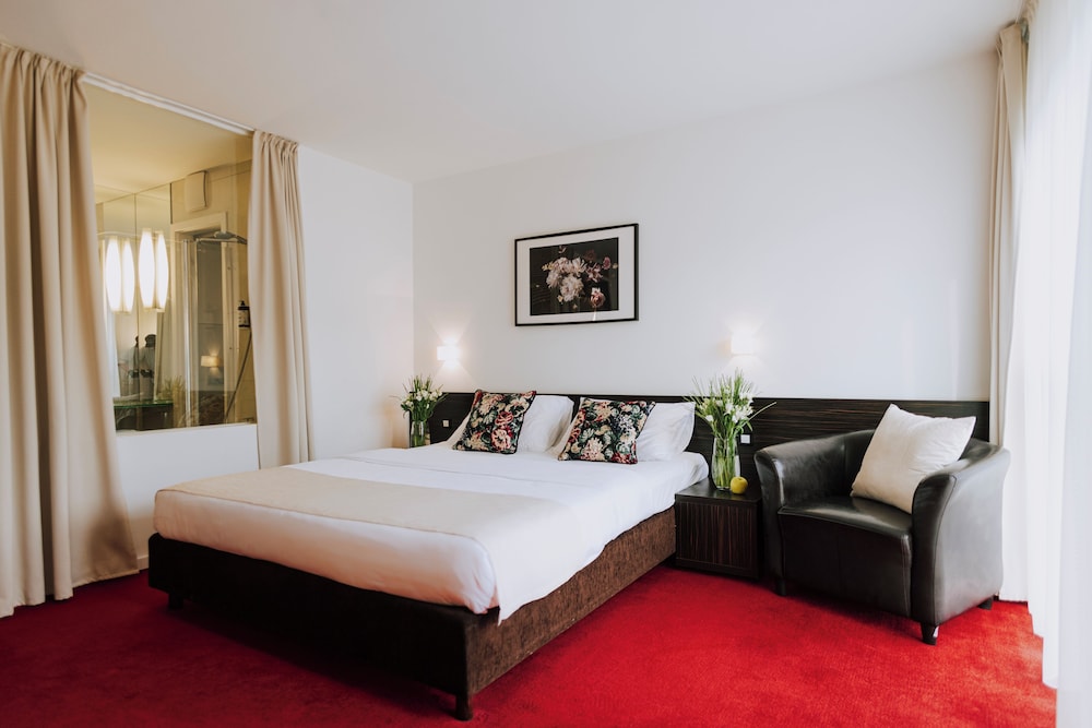 Double Room - Photo 4