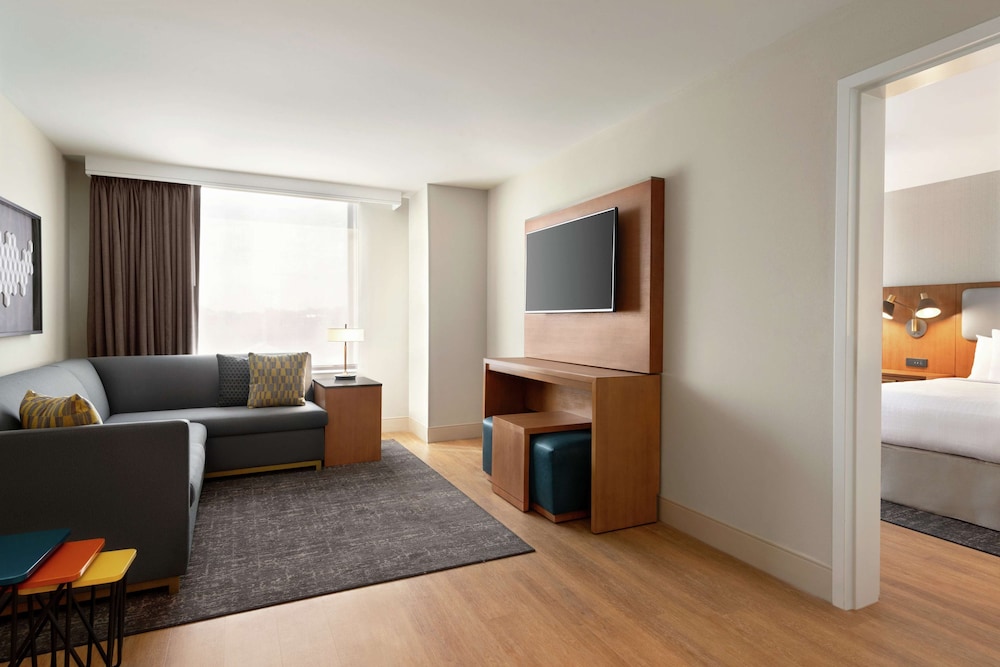 Suite, 2 Queen Beds, Accessible (Hearing) - Photo 3