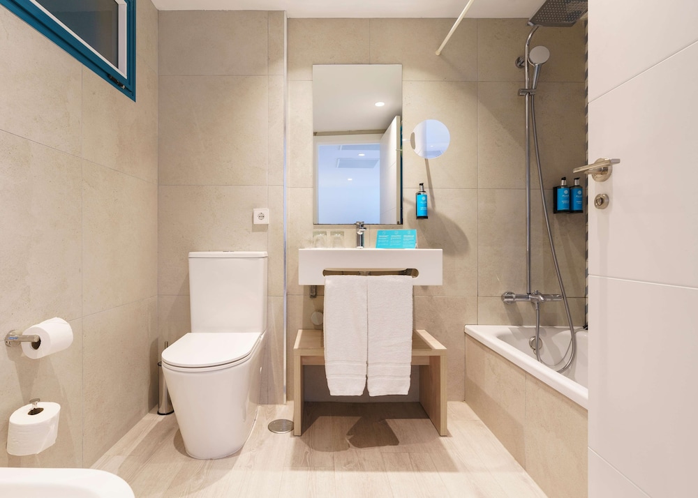 Suite (2 Adults)
