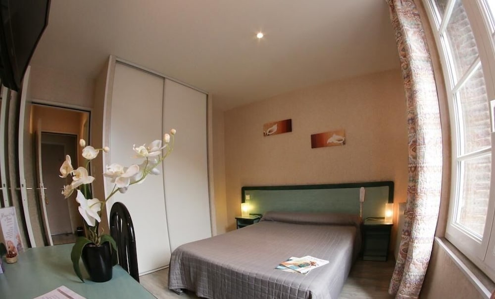 Standard Double Room, 1 Double Bed - Photo 8