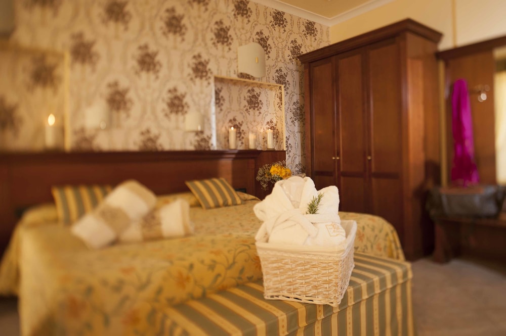 Suite - Photo 2