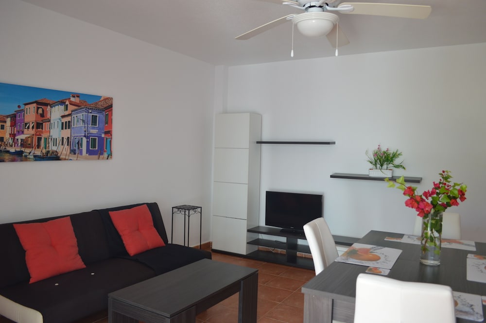 Standard Apartment, 1 Bedroom, Smoking photo 3