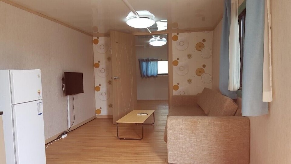 Double or Twin Room (Ondol) photo 1