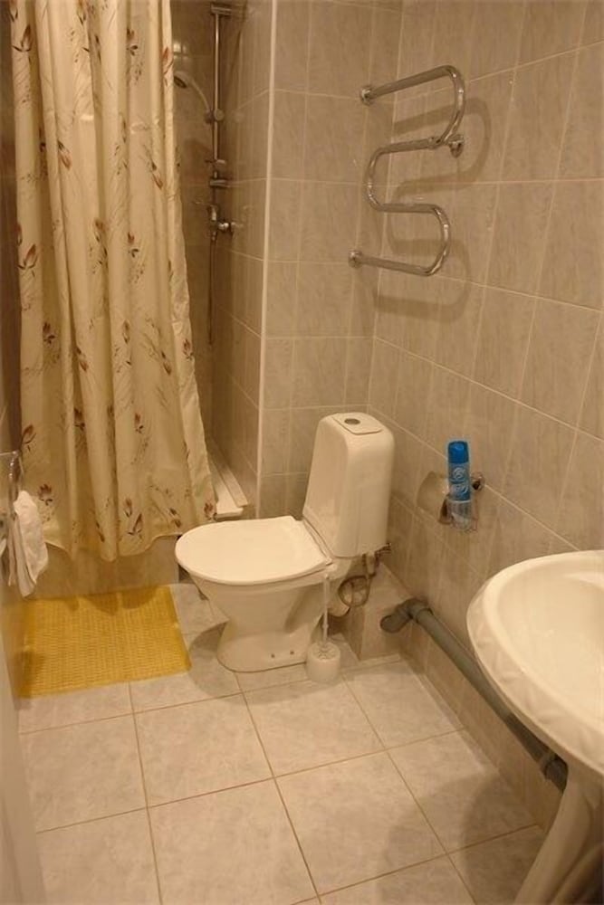 Standard Twin Room photo 2