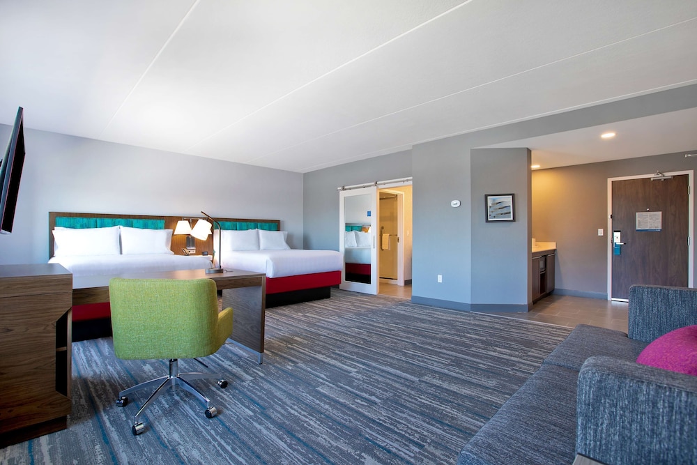 Studio Suite, 2 Queen Beds, Non Smoking, Refrigerator & Microwave (Wet bar) - Photo 3
