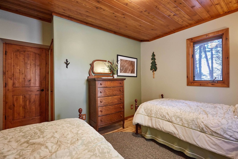 House (2 Bedrooms) photo 3