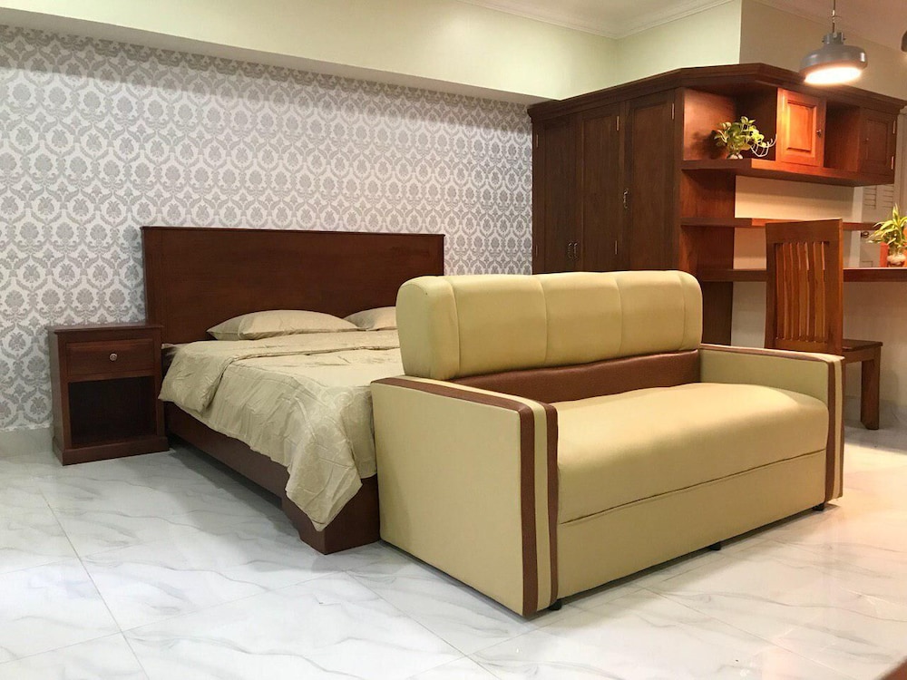 Family Studio Suite